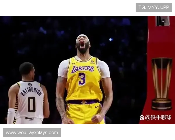 安东尼·戴维斯篮下封盖，湖人内线防守无解