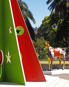 爱游戏电竞官网-中超是否推动球员家属文化建设与福利保障机制，中超球员待遇